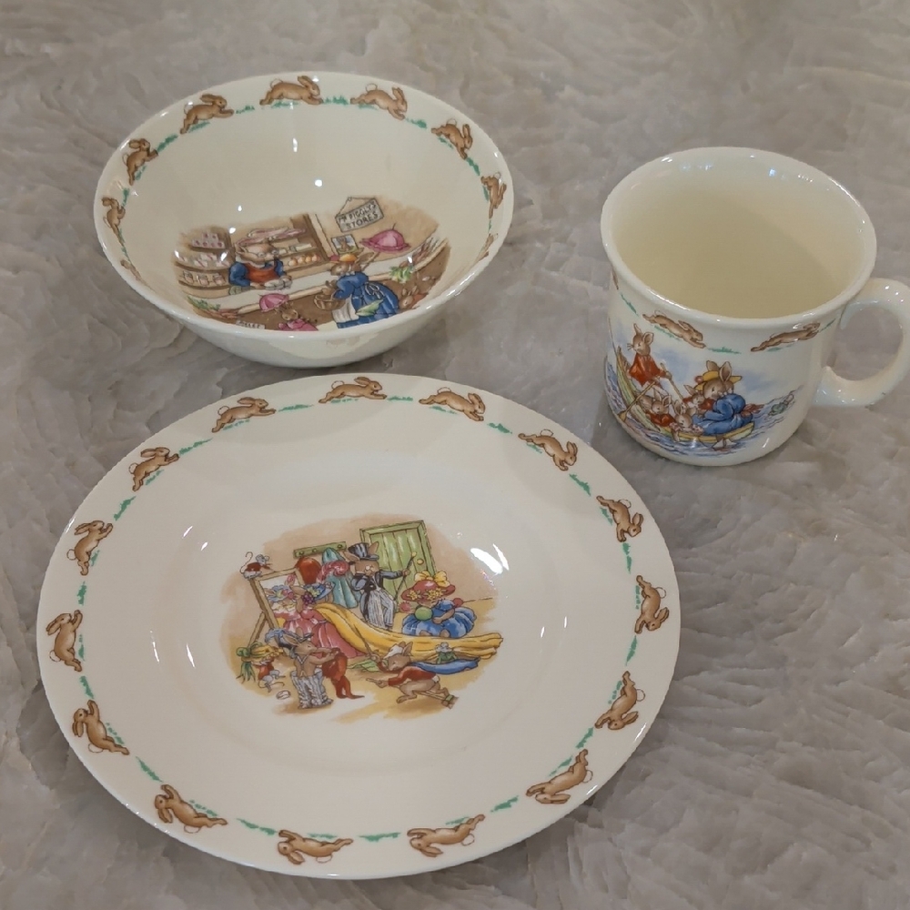 Bunnykins 3 Piece Ceramic Dinnerware Set